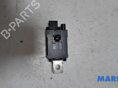 Antenne/Base CITROËN C5 III (RD_) 1.6 THP 155 (RD5FV8, RD5FNA) (156 hp) 31471054