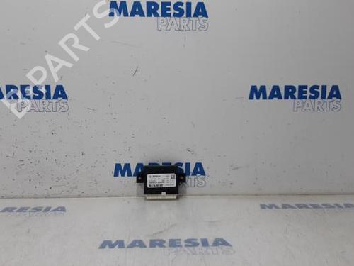 Used Electronic module RENAULT TALISMAN (LP_) 1.6 TCe 150 (150 hp) 31486121