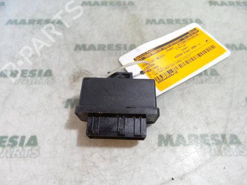 Used Electronic sensor CITROËN BERLINGO Box Body/MPV (B9) 1.6 HDi 75 (75 hp) 31520453
