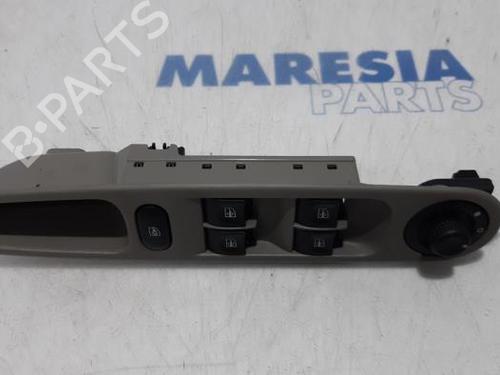 Spak kontakt RENAULT ZOE (BFM_) ZOE (88 hp) 31523913