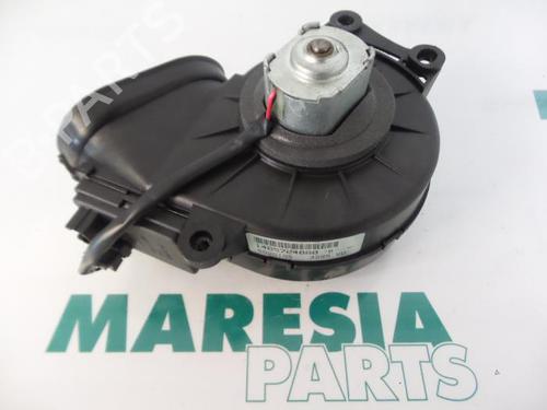 Used Heater blower motor CITROËN C8 (EA_, EB_) 2.0 HDi (107 hp) 31486605