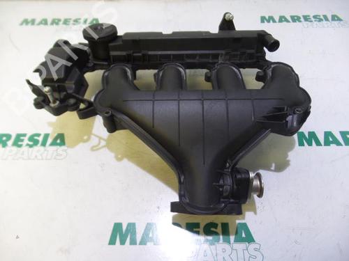 Valve cover PEUGEOT 407 SW (6E_, 6D_) 2.0 HDi 135 | BP31496799M124