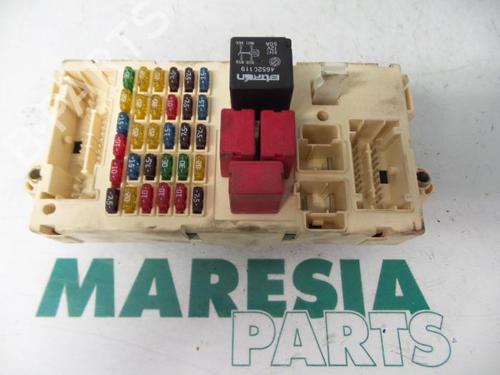 fuse-box-fiat-stilo-192_-2001-2002-2003-2004-2005-2006-2007-2008-2009-2010-31396732 main image
