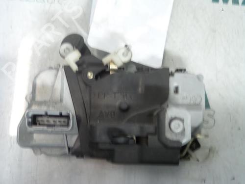 electronic-module-peugeot-307-3ac-2000-2001-2002-2003-2004-2005-2006-2007-2008-2009-2010-2011-2012-31427532 main image