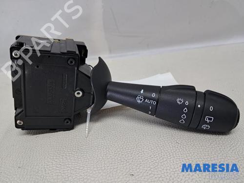 Mando intermitentes / limpia RENAULT CAPTUR I (J5_, H5_) 1.2 TCe 120 (120 hp) 31816431
