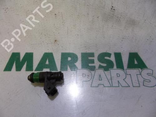 Used Injector RENAULT SCÉNIC II (JM0/1_) 2.0 (JM05, JM0U, JM1N, JM1U, JM2V) (135 hp) 31527959