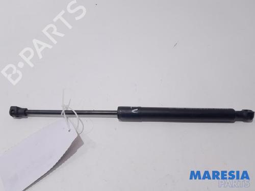 Used Tailgate lift support RENAULT CAPTUR I (J5_, H5_) 0.9 TCe 90 (90 hp) 31455427