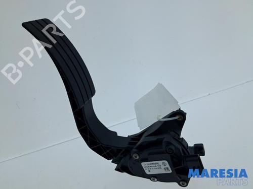 Used Pedal Pedal 38569722 38569722