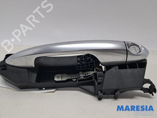 Used Front left exterior door handle Front left exterior door handle 31632259 31632259