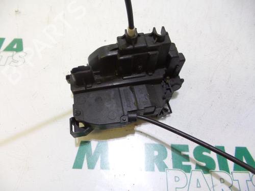 electronic-module-renault-clio-iii-br01-cr01-2005-2006-2007-2008-2009-2010-2011-2012-2013-2014-31390267 main image