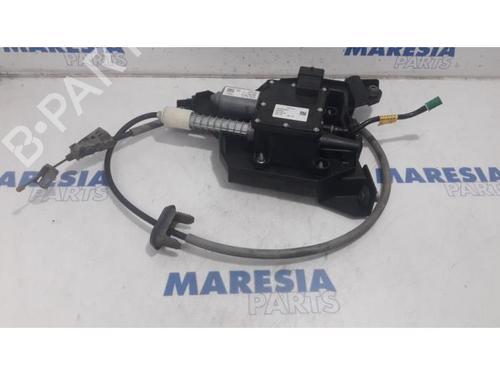 BP31518127E5 main image