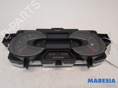 Used Instrument cluster RENAULT TRAFIC III Van (FG_) 1.6 dCi 145 (FGMG) (145 hp) 31467194