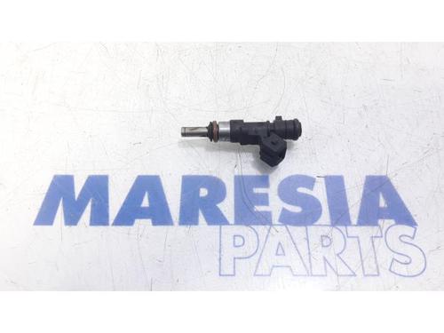 Used Injector ALFA ROMEO GIULIETTA (940_) 1.4 TB (940FXA1A, 940FXT1A) (120 hp) 31535884