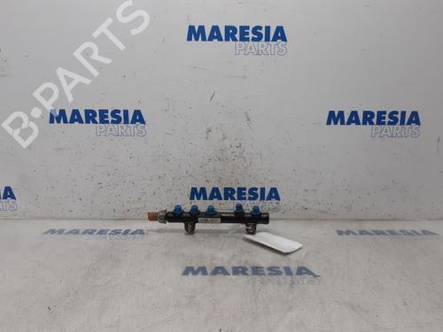 Used Injection rail PEUGEOT 308 SW II (LC_, LJ_, LR_, LX_, L4_) 1.6 BlueHDi 120 (120 hp) 31411871
