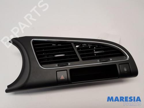 Used Air vent PEUGEOT 3008 I MPV (0U_) 1.6 VTi (120 hp) 31465115