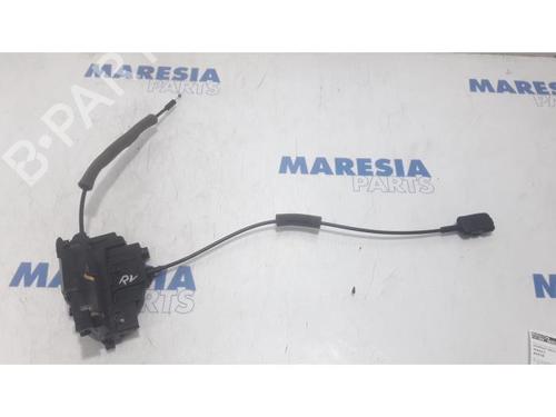 Used Electronic module RENAULT MASTER III Van (FV) 2.3 dCi 110 FWD (FV0R, FV0W, FV1A) (110 hp) 31513027
