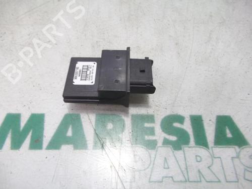 Used Electronic sensor PEUGEOT 3008 I MPV (0U_) 1.6 HDi (114 hp) 31492083