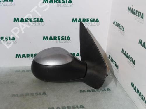 Used Right mirror PEUGEOT 206 Hatchback (2A/C) 1.4 i (75 hp) 31393480