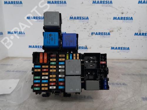 Used Fuse box OPEL VIVARO B Van (X82) 1.6 CDTI (05) (90 hp) 31479891