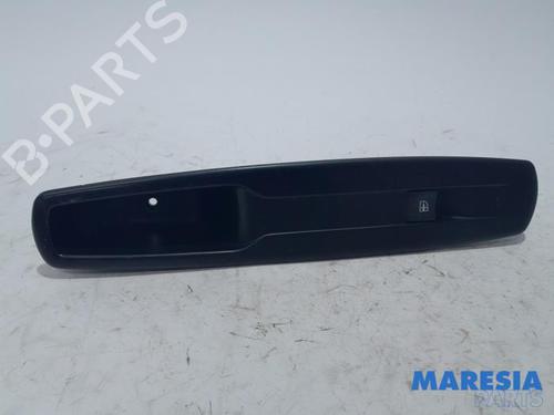 switch-renault-scenic-iii-jz01_-2008-2009-2010-2011-2012-2013-2014-2015-2016-31384096 main image