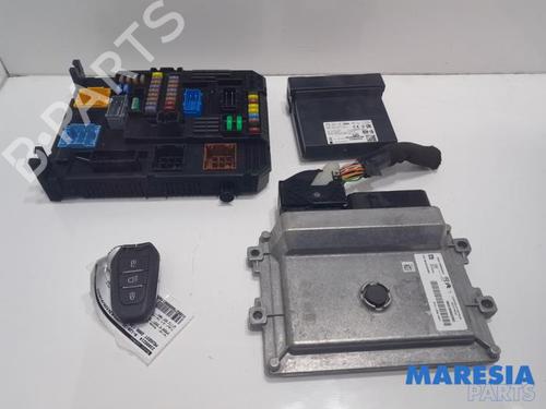 Used Engine control unit (ECU) PEUGEOT 2008 II (UD_, US_, UY_, UJ_, UR_, UC_) e-2008 (UKZKXZ) (136 hp) 31396030