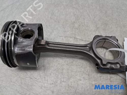 Used Other RENAULT CLIO V (B7_) 1.0 TCe 100 (B7MT) (101 hp) 32011968