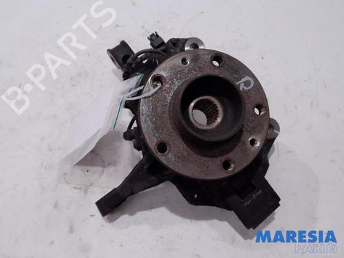 Used Right front steering knuckle RENAULT MEGANE III Grandtour (KZ0/1) 1.2 TCe (KZ2B, KZ11) (116 hp) 31488072