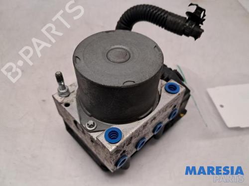 Used ABS pump PEUGEOT 107 (PM_, PN_) 1.0 (68 hp) 31530316