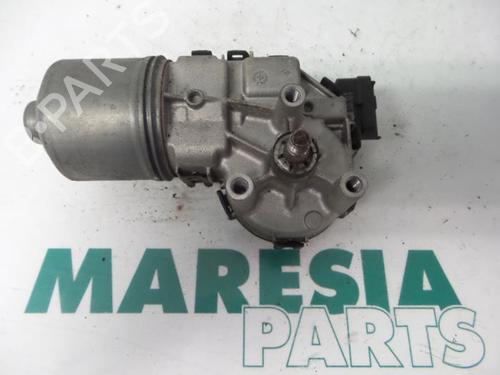 Used Front wiper motor PEUGEOT 206 Hatchback (2A/C) 1.4 i (75 hp) 31435360