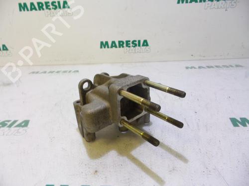 gearbox-mount-fiat-punto-188_-1999-2000-2001-2002-2003-2004-2005-2006-2007-2008-2009-2010-2011-2012-31529647 main image