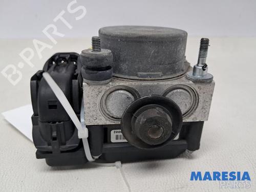 Used ABS pump FIAT 500 (312_) 1.2 (312AXA1A) (69 hp) 31463869