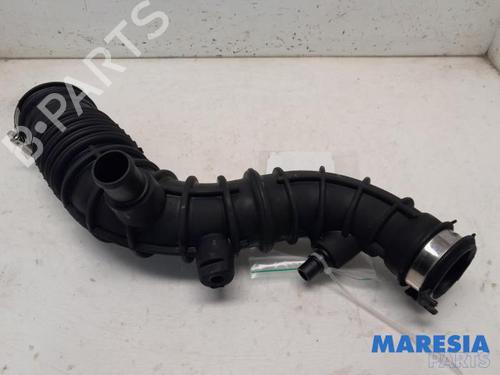Used Pipe RENAULT CAPTUR I (J5_, H5_) 0.9 TCe 90 (90 hp) 31522068