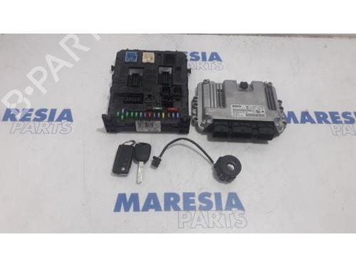Used Engine control unit (ECU) CITROËN C5 III (RD_) 1.6 HDi 110 (RD9HZC) (109 hp) 31425368