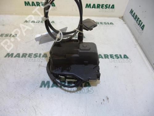 Used Electronic module RENAULT SCÉNIC II (JM0/1_) 1.5 dCi (JM02, JM13) (101 hp) 31421869