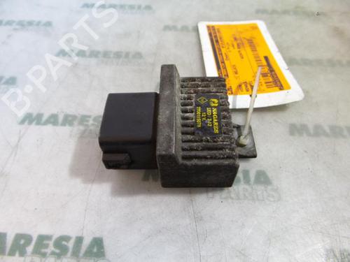 Used Electronic sensor RENAULT TRAFIC II Van (FL) 1.9 dCi 100 (FL0C, FL0K, FL0B) (101 hp) 31392832