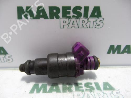 Used Injector RENAULT TWINGO I (C06_) 1.2 (C066, C068) (58 hp) 31532409