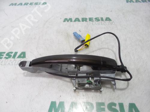 Used Front right exterior door handle Front right exterior door handle PEUGEOT 308 CC (4B_) 1.6 16V (120 hp) 31521957 31521957