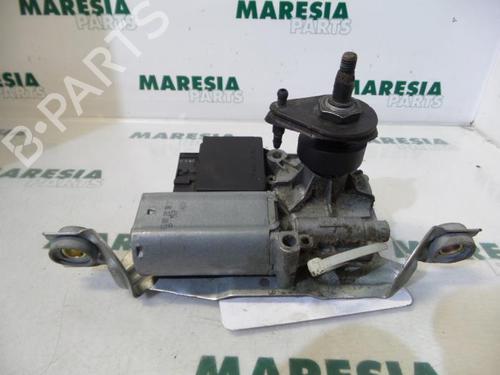 Used Rear wiper motor RENAULT ESPACE III (JE0_) 2.0 16V (JE0N, JE0L, JE02) (140 hp) 31509554