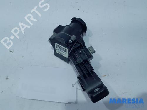 Used Ignition barrel ALFA ROMEO MITO (955_) 1.3 MultiJet (955AXT1A) (84 hp) 31440054