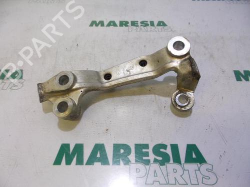 Used Right front suspension arm LANCIA THESIS (841_) 2.4 JTD (841.AXE1B0, 841.AXH110) (175 hp) 31520880