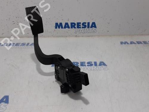 Used Electronic module OPEL COMBO Box Body/MPV (X12) 1.3 CDTI (B05) (90 hp) 31444683