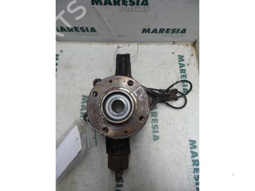 Used Left front steering knuckle PEUGEOT 308 I (4A_, 4C_) 1.6 16V (150 hp) 31385107