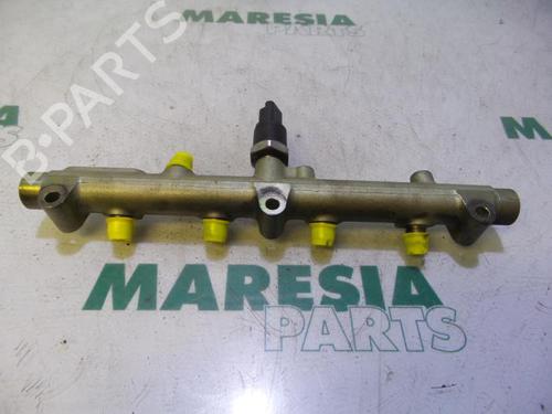 Injection rail CITROËN C5 I Break (DE_) 2.2 HDi (DE4HXB, DE4HXE) | BP31531778M98 - Image 2