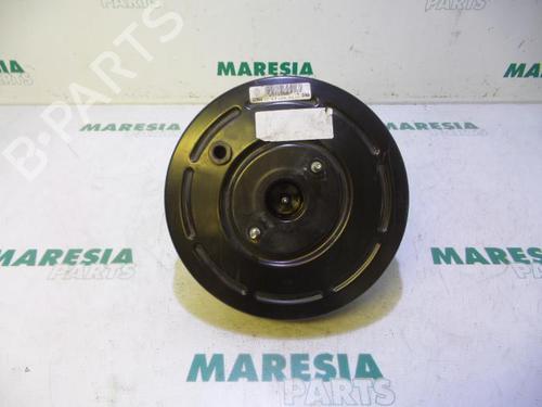 Used Servo brake RENAULT GRAND SCÉNIC III (JZ0/1_) 1.5 dCi (JZ09, JZ0D, JZ10, JZ14, JZ1G, JZ29, JZ2C) (110 hp) 31499566