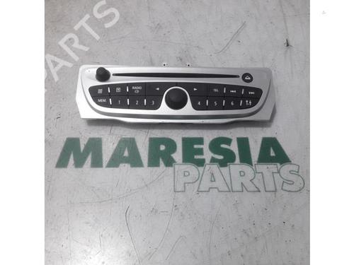 Auto-radio RENAULT TWINGO II (CN0_) 1.5 dCi 90 (86 hp) 31442085