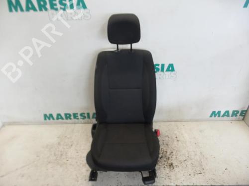 Used Right front seat RENAULT LAGUNA III Grandtour (KT0/1) 1.5 dCi (KT0A, KT0R, KT02) (110 hp) 31477741