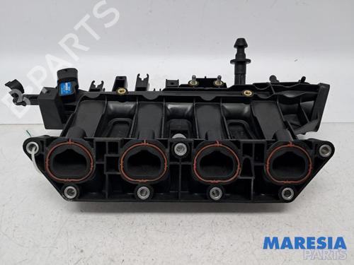 Used Injection rail Injection rail ALFA ROMEO GIULIETTA (940_) 1.4 TB (940FXB1A, 940FXB11) (170 hp) 31512655 31512655