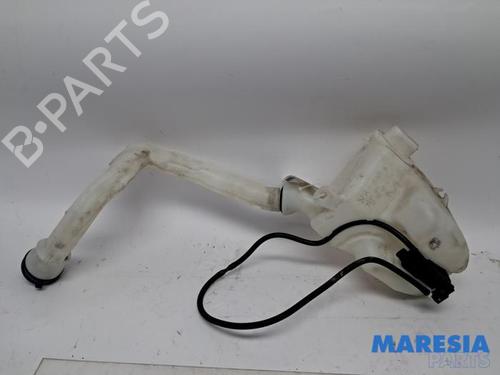 Used Windscreen washer tank Windscreen washer tank 39149991 39149991