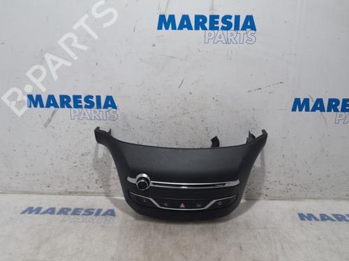 Used Switch Switch PEUGEOT 308 SW II (LC_, LJ_, LR_, LX_, L4_) 1.6 BlueHDi 120 (120 hp) 31441907 31441907