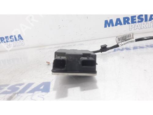 Control unit RENAULT MASTER III Van (FV) 2.3 dCi 110 FWD (FV0R, FV0W, FV1A) | BP31471364M11